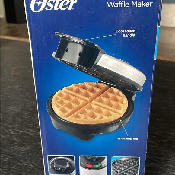 [Oster] belgian waffle maker - Picture 3 of 3